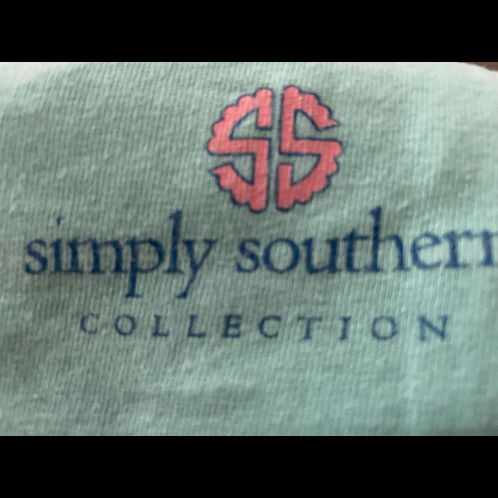 Size small simply southern